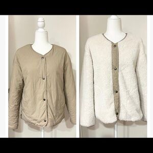 Uniqlo Pile Lined Fleece Quilted Reversible Jacket Small oversized beige/cream